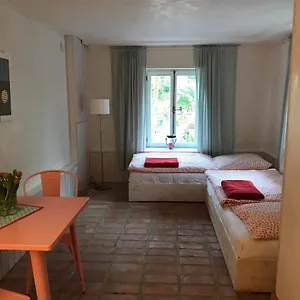 Apartment Der Birkenhof - Birch Court, Düsseldorf